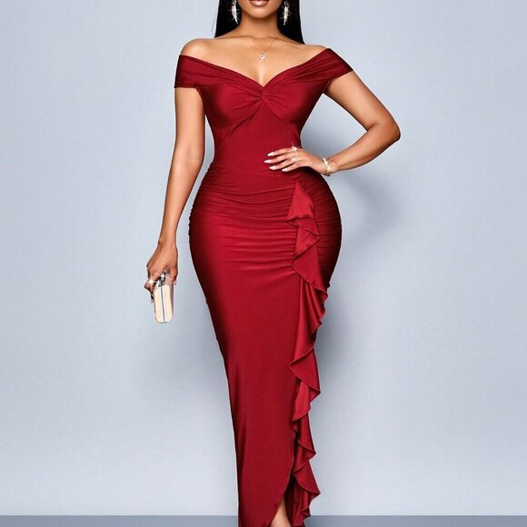 Red Elegant Women's Party Off-Shoulder Short Sleeves Center Front Maxi Dress - Picture 3 of 6